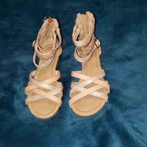 Tahari  Toddlers Sandals